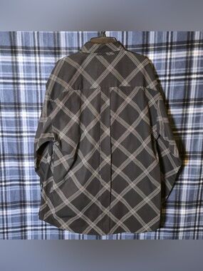 Plaid Button-Up Shirt in Charcoal and Light Gray